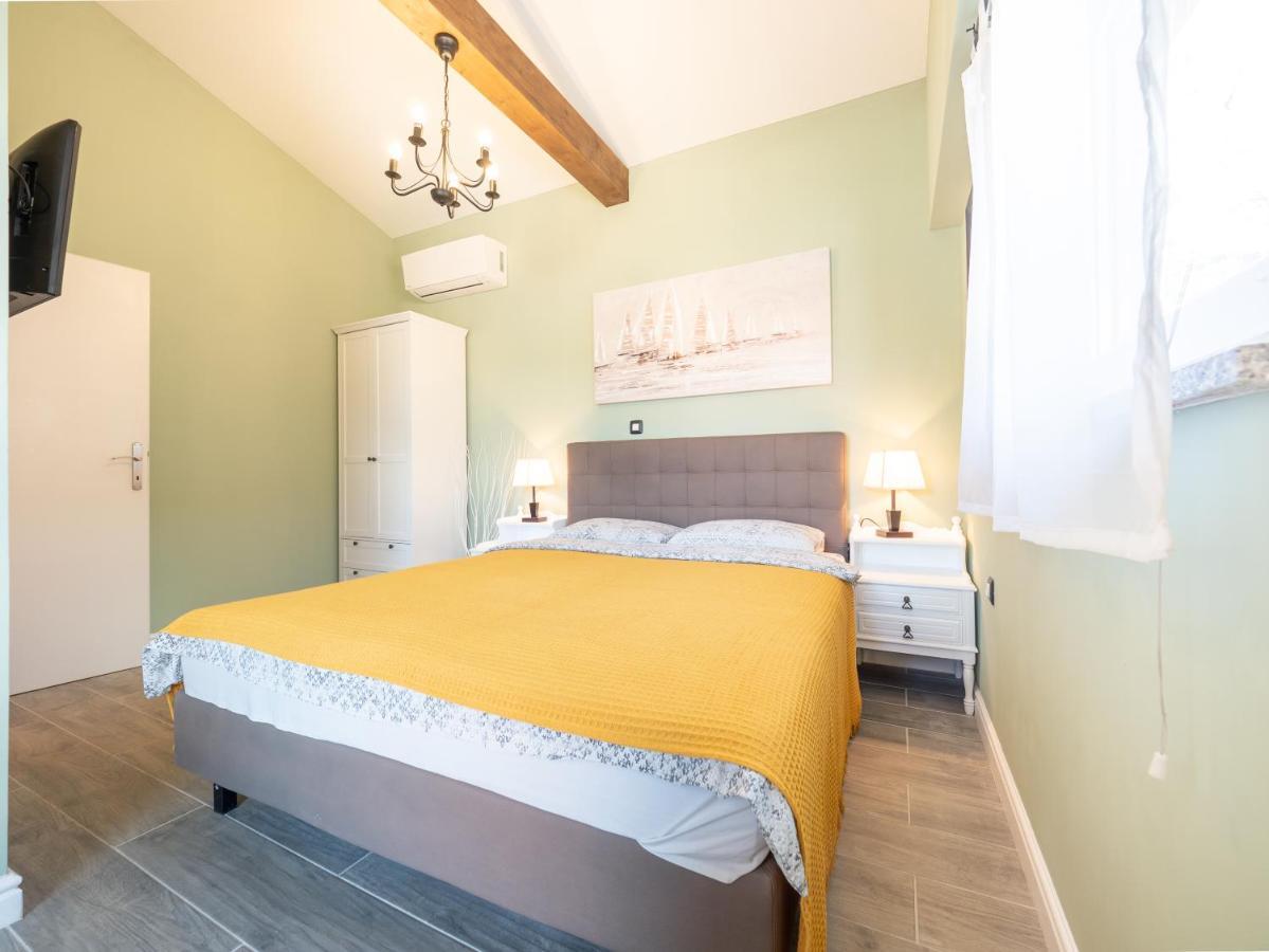 Villa Krasna Kuca à Labin  Extérieur photo