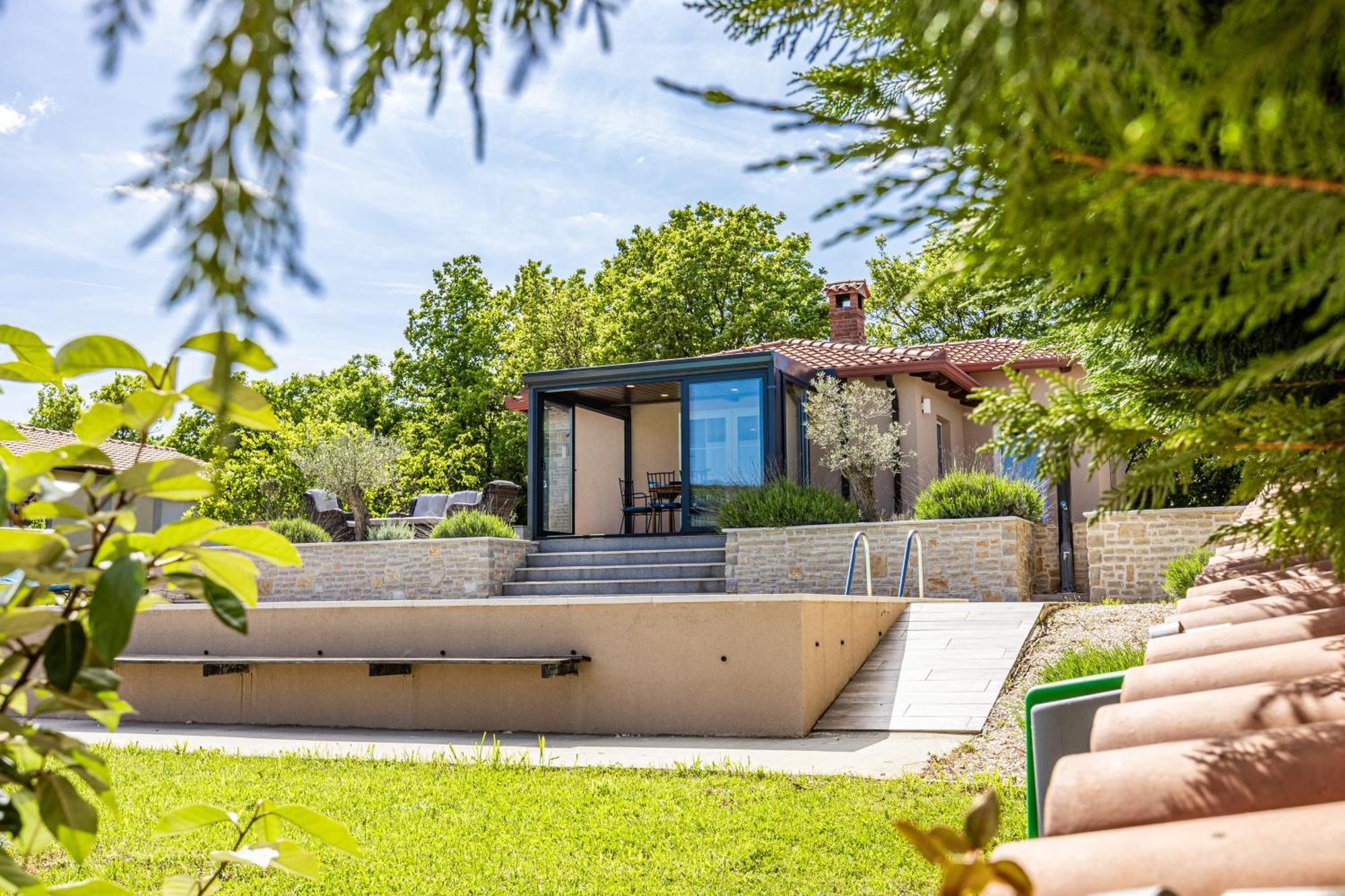 Villa Krasna Kuca à Labin  Extérieur photo